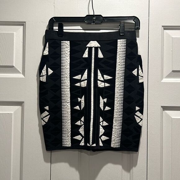 Parker Black & White Skirt, Size Medium - Picture 1 of 11